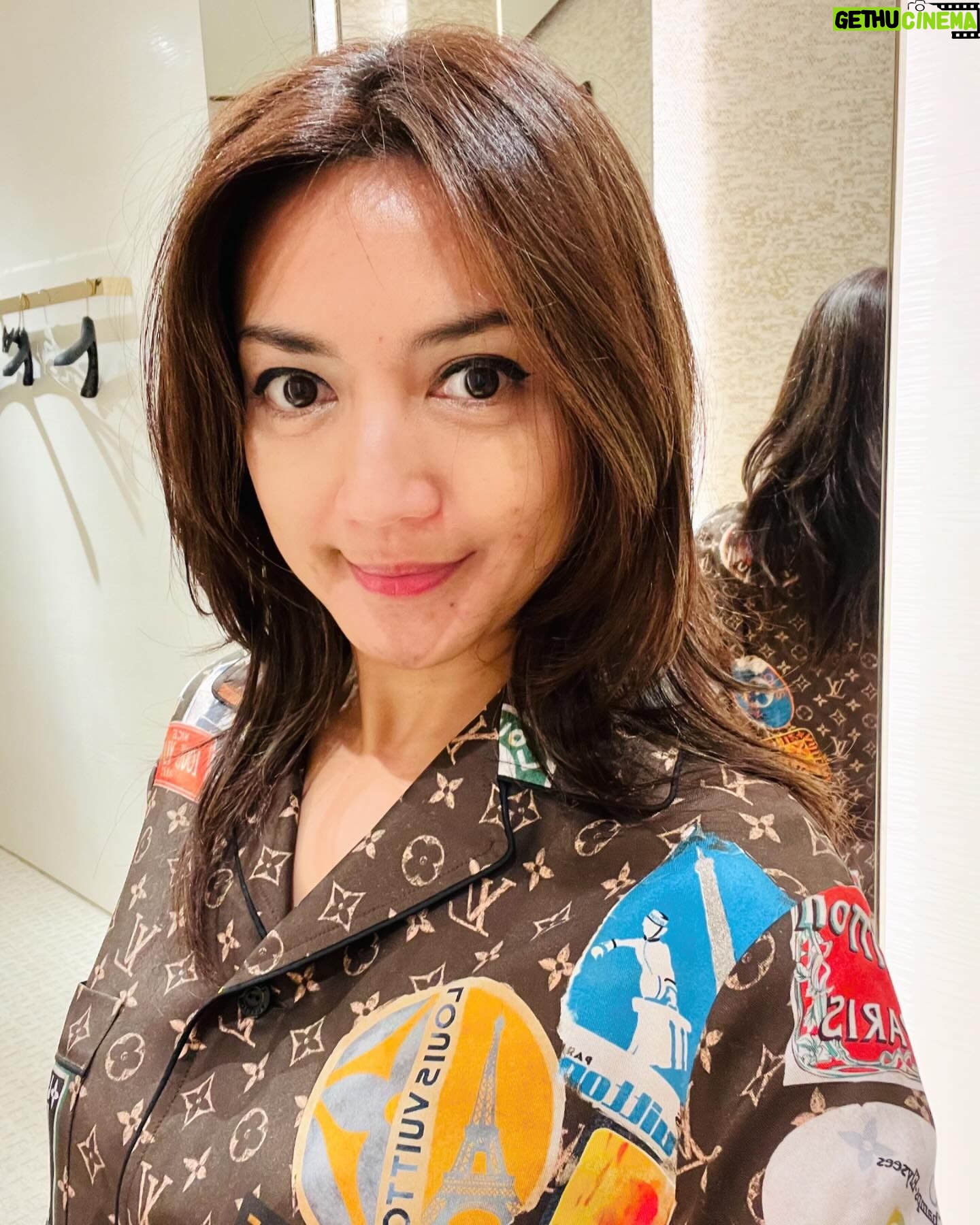 Wiwid Gunawan Instagram - #remember , being #happy doesn’t mean you have it all. It simply means you are #thankful for all you have. #instagram #powerofpositivity #sweet #heart #love #healthy #wiwidgunawan216 #blessed #widlov❣️