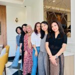 Wiwid Gunawan Instagram - Big life lesson: You don’t need to make sense to everyone. The right people will appreciate your kind of crazy. case.kenny #instagram #happy #friends #love #sweet #heart #healthty #beauty #wiwidgunawan216 #blessed #widlov❣️