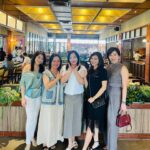 Wiwid Gunawan Instagram – Kita Sudah Terlalu tua Untuk Mempermasalahkan Sakit Hati, Yang Harus Kita Pikirkan Sekarang Adalah Bagaimana Caranya Supaya Gak Sakit Pinggang, Kesemutan, Pegal-Pegal, Sakit Lutut Dan Salah Urat. #inspirasi.keluarga #happybirthday @carolinebuddy #friends @lin_linna_ @x__tie @olvyytt #beauty #healthty #wiwidgunawan216 #blessed #widlov❣️