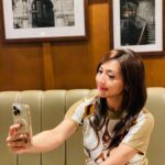 Wiwid Gunawan Instagram – Kita lagi gak balapan sama siapapun dalam hidup ini. So, enjoy your process. Apapun yang lagi kamu usahakan, semoga selalu Allah mudahkan. #aamiin #galeriberdakwah #happy #saturday #sweet #heart #healthy #beauty #love #wiwidgunawan216 #blessed #widlov❣️