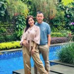 Wiwid Gunawan Instagram - Idul Fitri adalah saat yang tepat untuk memperbaiki diri, menebarkan kebaikan, dan merajut kebersamaan di tengah perbedaan.” 😇Selamat Idul Fitri 1445 H, Mohon Maaf Lahir dan Batin🙏🏻 #alhamdulilah #barokalloh #happy #love #wiwidgunawan216 #blessed #widlov❣️