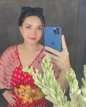 Wiwid Gunawan Instagram - Positive Thinking agar Hatimu Jadi Lapang
Al-Imam Ibnul Qayyim rahimahullah ta’ala
berkata, “Barangsiapa yang berpikiran positif terhadap sikap manusia kepadanya, dan berbaik sangka kepada mereka. Maka selamat niatnya, lapang dadanya, dan sehat hatinya, serta Allah menjaganya dari kejelekan dan hal-hal yang tidak disukai. #aaamiinnn #instagram 
© fikihmuamalatkontemporer #happy #sweet #heart #beauty #selfie #healthty #wiwidgunawan216 #blessed #widlov❣️