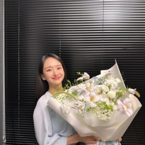 Won Jin-ah Instagram - .
좋은 기회로 테라플루와 함께하게 되었습니다! ! 
앞으로 잘부탁드려요 💙
효과빠른 감기약🍵  #테라플루