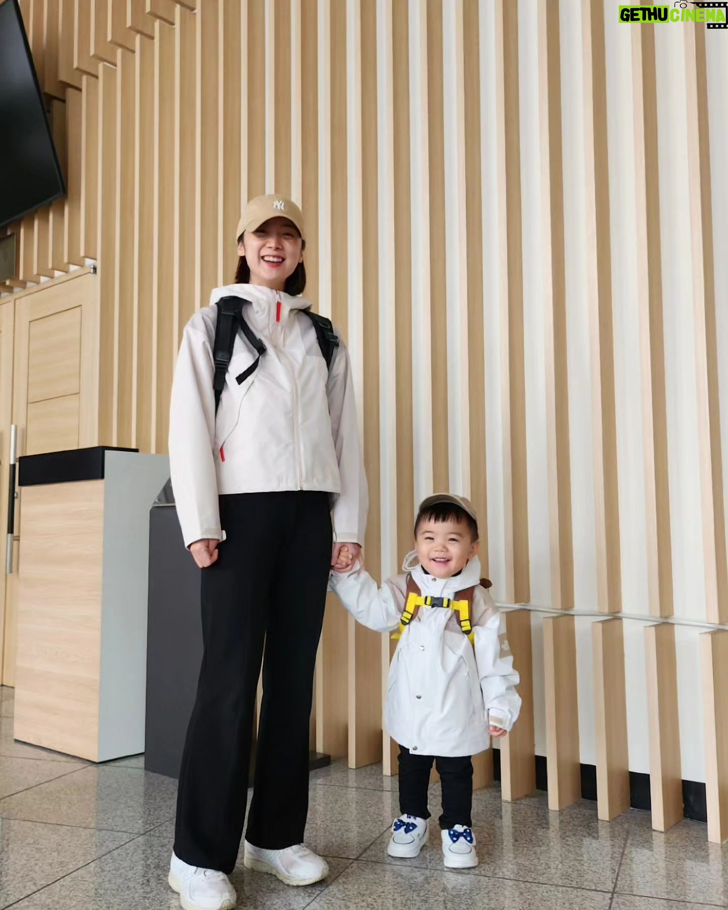 Woo Hye-rim Instagram - My lovely date @shin_siwoo @shinmincheol 💕🌟🧸#아들이랑데이트