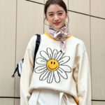Woo Hye-rim Instagram - Have a good Friday!! 🌼