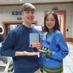 Woo Hye-rim Instagram - Wonder Hours with my boss @aboutjulian 😎👍👍@kbsonefineday @waveenter #kbs월드라디오 #영어방송 #wonderhourswithhyerim #wonderhours #kbsworldradio