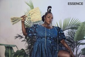 Wunmi Mosaku Instagram - My feature in @essence is out today! Grab yourself a copy! Shoot was a hoot! #linkinbio
📸 : @totheppl
💇🏿‍♀️: @cheryltbergamyhair💄:@makeupbyjennifernam
👗 : @alexanderjulian
💅🏿: @ajackdannie