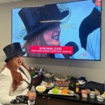 Wynonna Judd Instagram – Derby dump! 📸🎩🐎🥃