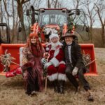 Wynonna Judd Instagram - Leipers Fork: “Hey, want to be the Grand Marshalls of our Christmas Parade?” 🎄 Me: “Can I bring my @kubotausa tractor?” 🚜 📸: @hayleyshoots