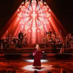 Wynonna Judd Instagram - Don’t miss “Christmas at the Opry” hosted by yours truly! 🤶🏼 I got to sing some of my all-time favorite Christmas songs on my all-time favorite stage. Tune in TOMORROW on @nbc @peacock to join the party. 🎄 (Oh yeah, I got to sing with @kellyclarkson too!) 😍