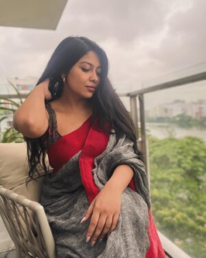 Xefer Rahman Instagram - How was your eid with Lamia? 🤭
#Monogamy