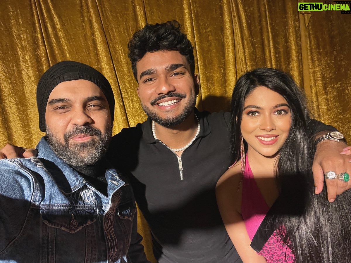 Xefer Rahman Instagram - Beni khuley, Jhumka o jhuley 😉