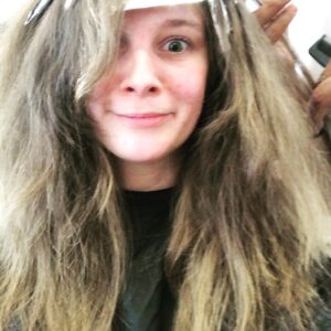 Xenia Goodwin Instagram - What a bloody legend!  Thanks Samir, you’re a miracle worker with the funkiest studio and the coolest tunes.  Can’t wait to catch a set of yours!  Couldn’t recommend @legaragehair more.  Only wish I woke up like this 😉 ❤️❤️❤️ #hair #fixmyhair #lusciouslocks #pamperyourselves #birthdaytreat