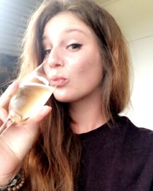 Xenia Goodwin Instagram - MERRY CHRISTMAS!  Happy holidays!  Happy festivus! 😉 To those from down under to my friends across the globe, I hope this Christmas has been a lovely and well deserved break from it all!  Stay safe and be merry... oh and drink a lil too much champagne 🥂 😘 CHEERS! ❤️ #moetchandon #christmas2020  #fullbelly