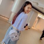 Xenia Chong Instagram - 💜💜💜 Bye~ 與我的旅遊小夥伴出門去✈️ @miyomm @moral_bags #miyommxmoral #xeniachong #hkig #hkactor #followme #莊韻澄 #loveisintheair