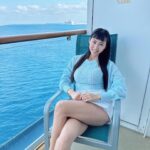 Xenia Chong Instagram - 🚢🚢🚢 乘坐郵輪跟家人朋友過新年別有一番體驗🫶🏻 安全舒適方便不用搬行李🧳 岸上觀光遊覽不同島嶼🏝️ 船上全天候有不同娛樂表演消遣活動🤹🏻‍♀️ 一定要再去再去再去yeah🥳 @resortsworldcruises #龍年郵大運 #名勝世界郵輪 #名勝世界壹號 #resortsworldcruises #resortsworldone #xeniachong #hkig #hkactor #followme #莊韻澄 #loveisintheair