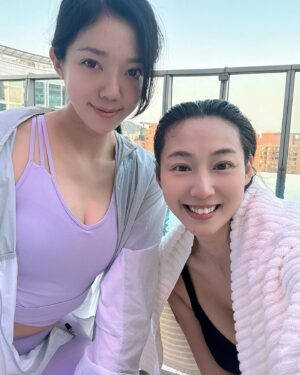 Xenia Chong Instagram - 🏊🏻‍♀️🏊🏻‍♀️🏊🏻‍♀️
其實青春冇秘密
只係多做運動同食NMN
好耐冇咁專注地一口氣不停游
讓自己好好練習💪🏻
真係好想再次參加渡海泳
#xeniachong 
#hkig #hkactor
#followme #莊韻澄 
#loveisintheair