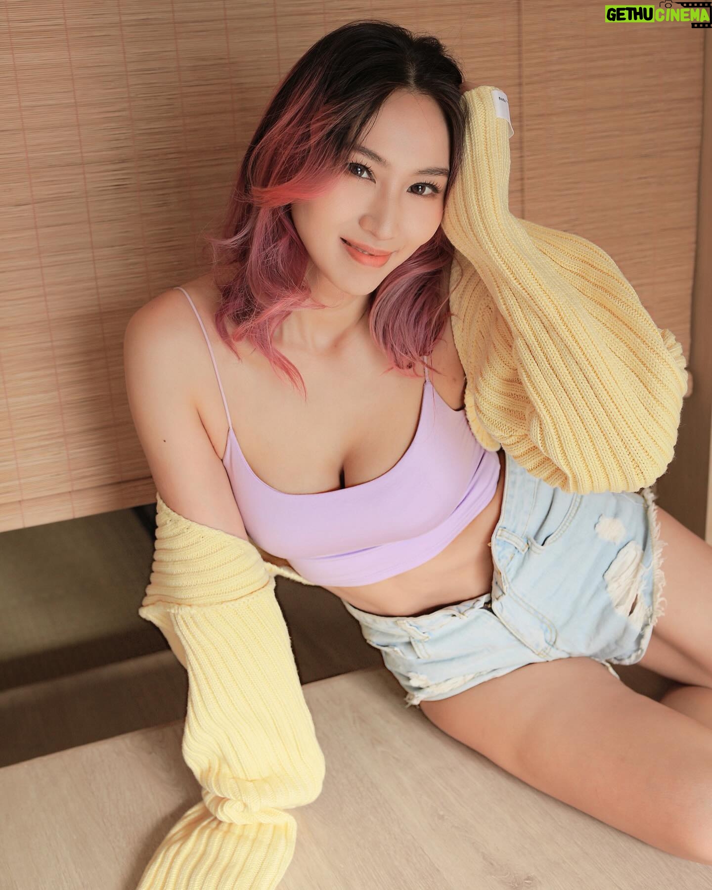 Xenia Chong Instagram - ๐โโ๏ธ๐โโ๏ธ๐โโ๏ธ Oh~No~ ๅ่จๅพๅไปๆฅ520 ไธ้ๆๆณ่ฝๅค้่ฌๅ ๅฐฑ็ฎ่ฌ้ฝ่ฌไฟพ่ชๅทฑ่ฝ ๐๏ธ๐๏ธ @clmallhk ๐ธ @szetosifu #ๆๆไฝ โค๏ธ#clmallhk #xeniachong #hkig #hkactor #followme #่้ปๆพ #loveisintheair
