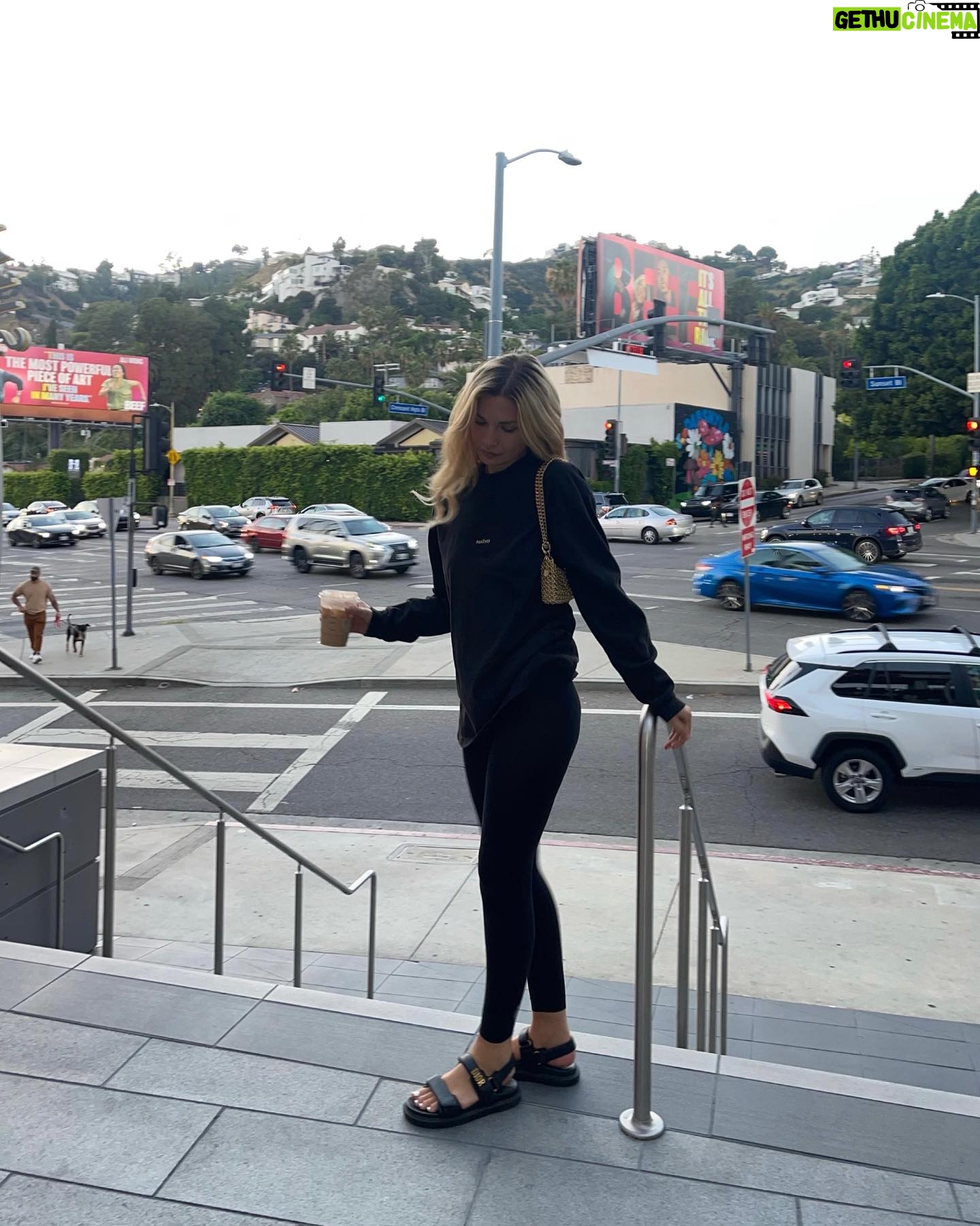 Xhesika Berberi Instagram - Back in the city of Angelsđź’—