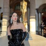 Ximena Romo Instagram - Gracias @academiacinemx por esta celebración del cine mexicano. Es inspirador ver el trabajo arduo y creativo de todas las personas que a veces tienen que luchar para que sus historias sean contadas. Felicidades a todas las películas nominadas y a quienes recibieron un reconocimiento. Sobre todo reconozco la dicha de ver a tantas mujeres dando pasos firmes dentro de la industria. Además me parece increíble que Guadalajara fuera este año sede. Fue muy lindo sentir la buena vibra, el compañerismo y el amor de quienes formamos parte de esta industria. Vestido y aretes @alfredomartinez_brand @steponfashion Zapatos @reginaromeromx