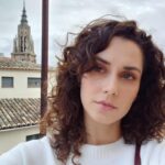 Ximena Romo Instagram - De esos dias de artistas, Madrid, los tejados de Toledo, escapadas en botes, familia, bosque 🫀✨👀