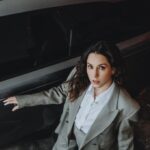 Ximena Romo Instagram - Dando la vuelta con PERCHA Magazine @perchamagazine ❤️‍🔥 Editor en jefe @bienfufurufo Fotografía @santiagorui Director creativo y de moda @edu.espejo MUA @robbielikemargot Hair @alejandroiniguezhair Coordinación de moda @rislasd Asistente de foto @javiprez_ Gracias equipo siempre RP @brendanavac @ddanym Agencia @belong.mx Look @prada Loon @dior Una historia en movimiento y sin pausas contada por #rangerovervelar @landrovermx
