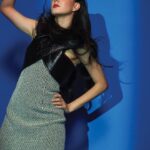 Ximena Romo Instagram - Azul 🪼 HARPER’S BAZAR Julio 2023 Mi color. Gracias por estas bellas fotos. Fotografía: @ropalma Fashion styling y dirección creativa: @alo_murillo_ Maquillaje: @chentechapitas Peinado: @ernestovargas_hair Asistente de styling: @bettopop Asistente de fotografía: @mj.aldasoro Producción: @estudioalfaonce Entrevista: @aldonautico Director de arte: @eloriginaldaro Directora editorial: @majoguzman Buen equipo @brendanavac #harpersbazaarmx