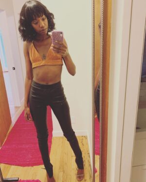 Xosha Roquemore Instagram - Almost wore this on Saturday night to Joker premiere but didn’t. Just another excuse to show off these perfectly fitting ass @fenty pants