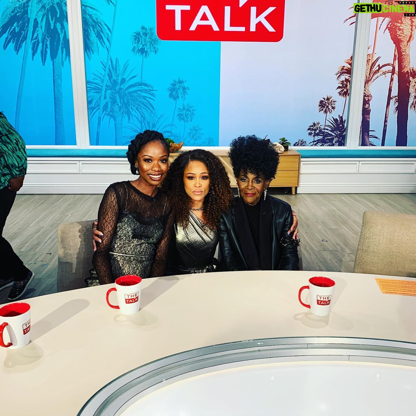 Xosha Roquemore - 2.1K Likes - Today on @thetalkcbs Legendary Queen Miss Cicely Tyson and moi!!!! (I met Eve 😩😍🥰)