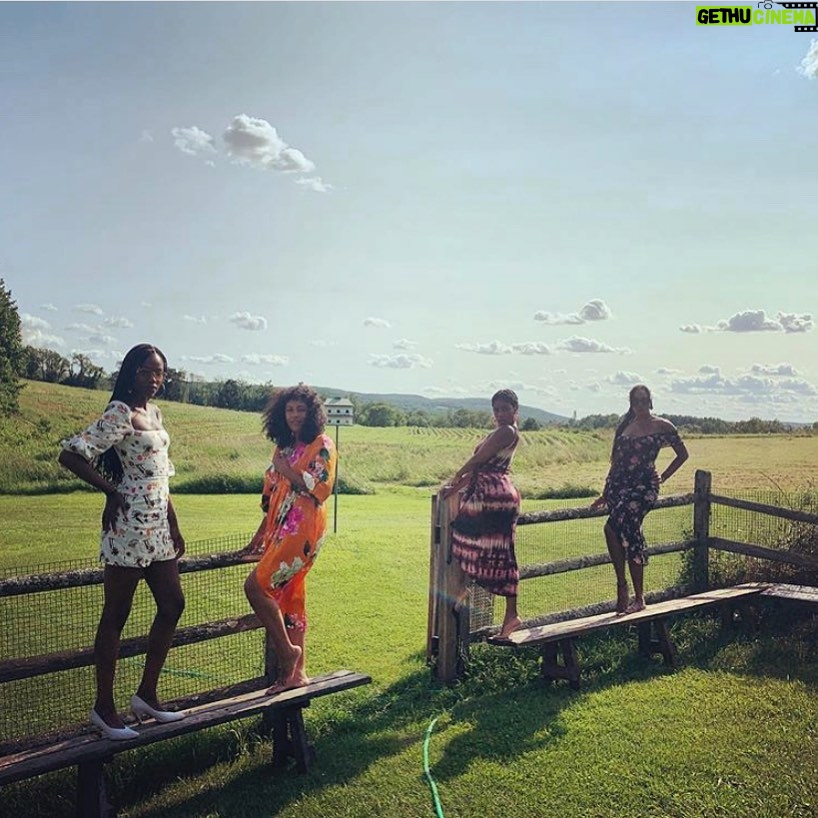 Xosha Roquemore - 745 Likes - 👯♀️👯♀️💍🎂🥂💑🥰😍