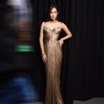 Xu Yahui Instagram - it’s time ✨ starry starry team ✨ make up | @agnesvive hair | @mrlow stying | @mlvn.y | assisted by | @cassandrangqm jewellery | @tiffanyandco photography | @eugeneegumpp