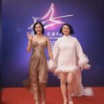 Xu Yahui Instagram - 因为有你，我才会站在这里。谢谢你，我最璀璨的光芒✨