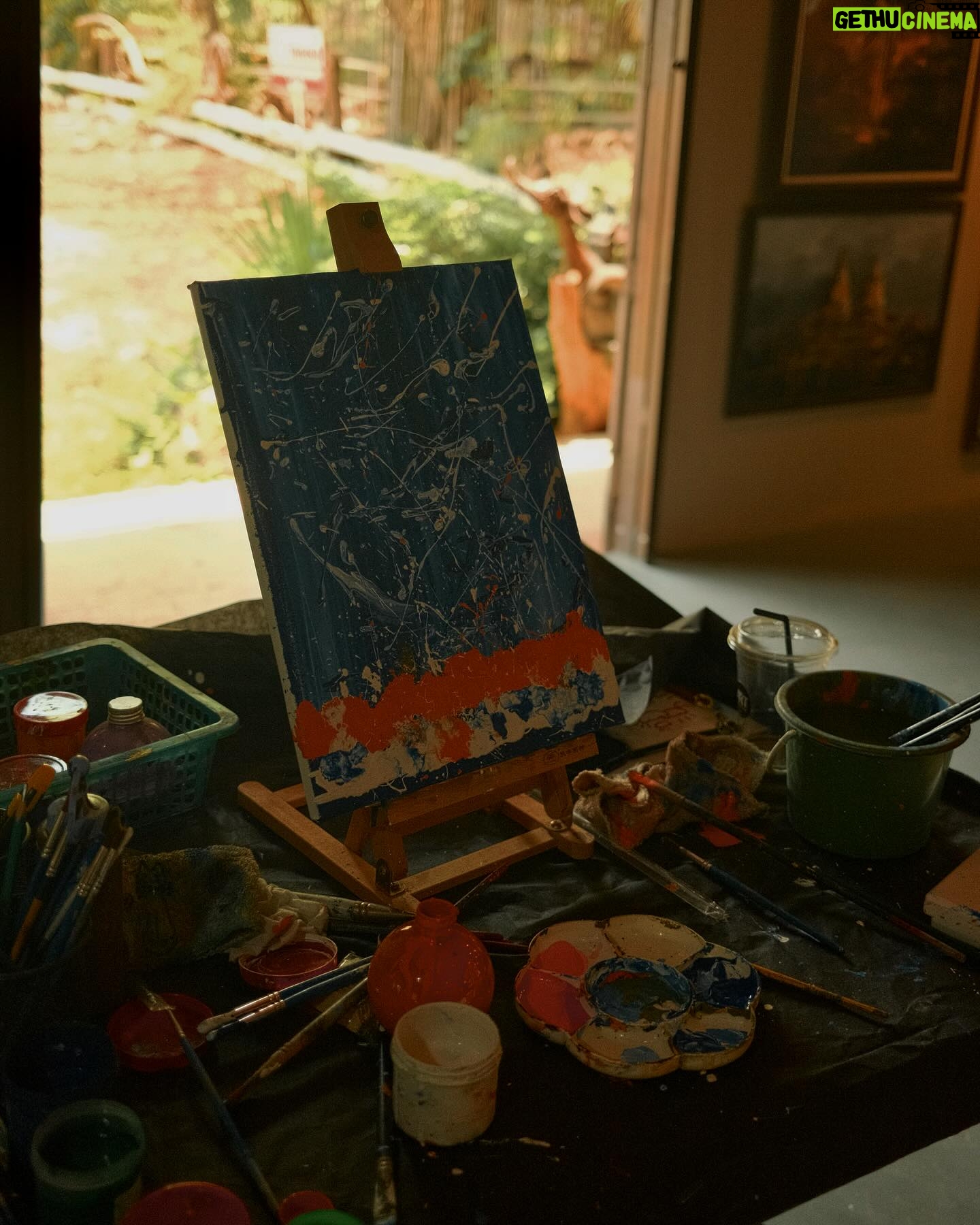 Xu Yahui - 3 Likes - In the mood for art and coffee šØāļø