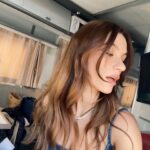 Yüsra Geyik Instagram - Rüyacım 🥂 Taş Kağıt Makas çarşamba akşamı kanal d de. Ben yine hatırlatırım zaten 👀 @taskagitmakas.dizi @kanald