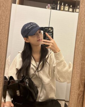 YENA Instagram - 나도 MZ !