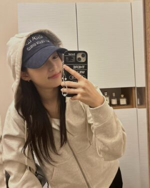 YENA Instagram - 나도 MZ !