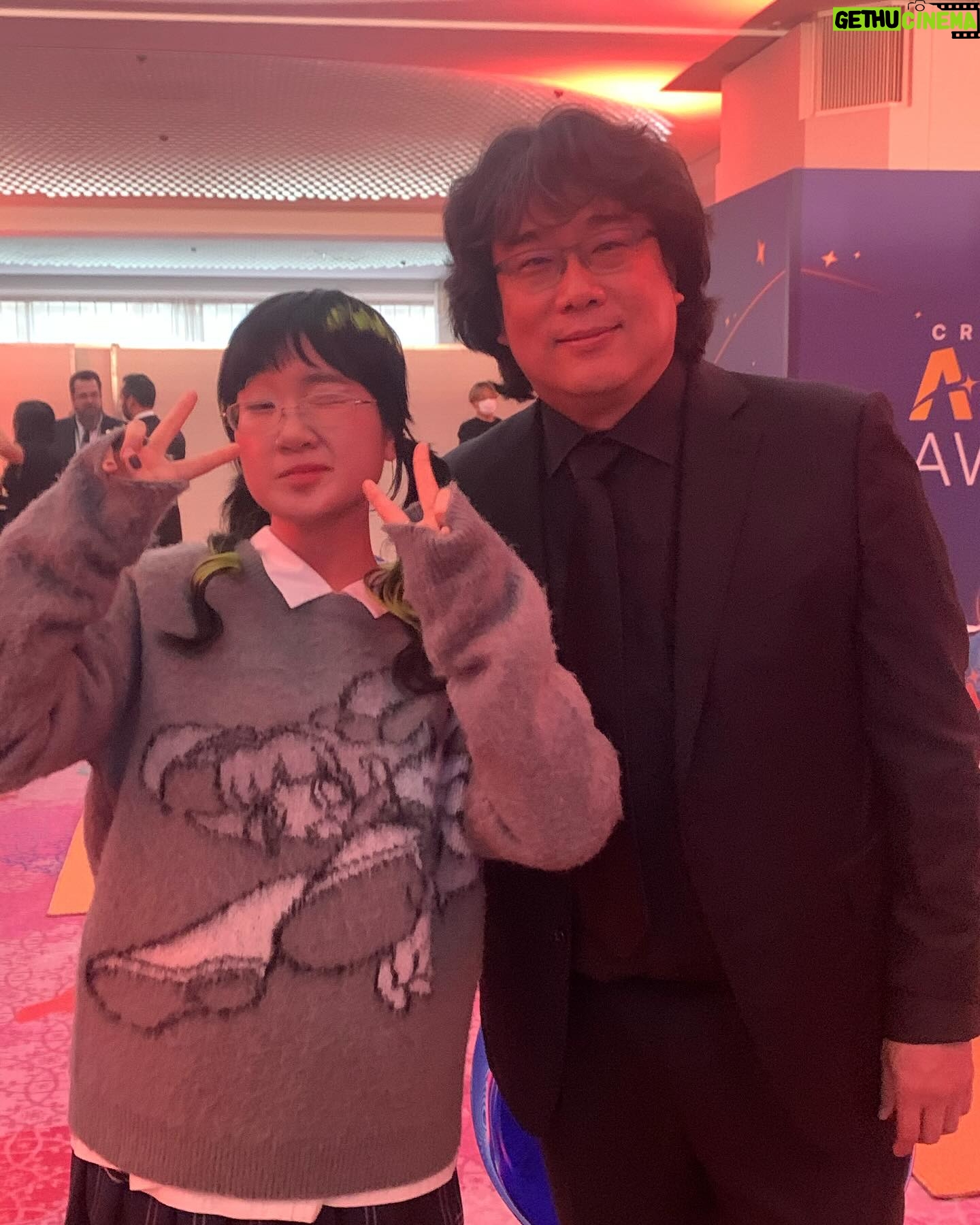 Yaeji - 3 Likes - thank u for inviting me to present at the @animeawards.official @crunchyroll 🥹🤍
my childhood dream come true
to anyone whose loved anime their whole life but felt like they had to hide it, we finally made it 🫶
wearing @_yuminha_ sweater
and a lace skirt i made ☁️
@venicew shoes
thrifted skirt and shirt
don quixote loose socks 🤣
hair color @ququ_raaakun7
hair styling @macha706
makeup @misato__hm
💌