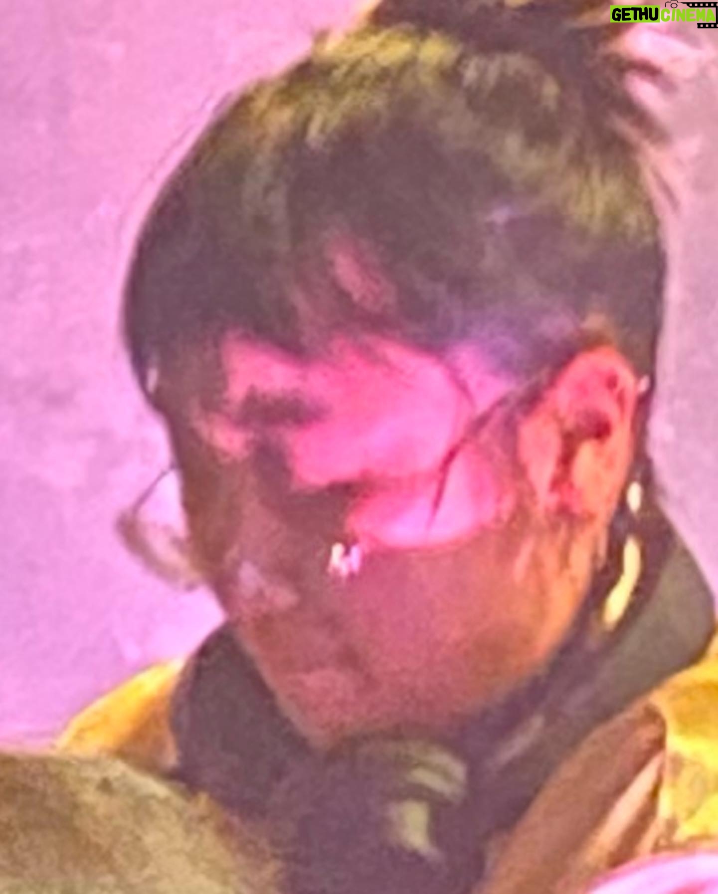 Yaeji Instagram - @acnestudios 💗 had the sweetest time hehe (it got super sweaty at the end 😳)