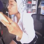 Yaeji Instagram – new music incoming…. 🍌 
sign up to my newsletter for more info <3 
link where the link goes

& a little window into what it looks like when i produce and record vox for myself   snippets of experiences i was having in life, visions i was having for the music video, and lyrics that came up in my notebook