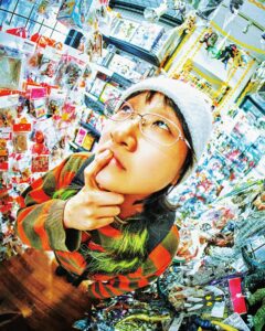 Yaeji Instagram - BOOKOFF LOVERS UNITE 💪 photos by @ican1ii 💌