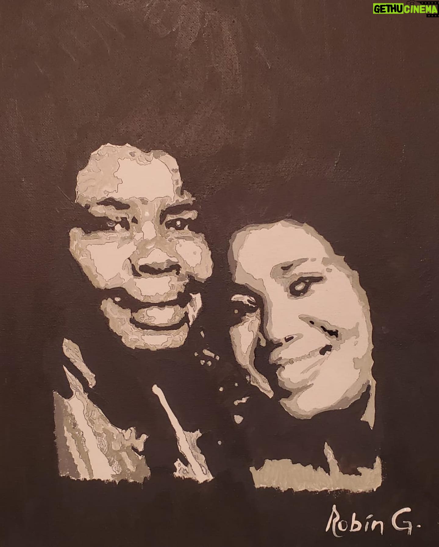 Yama Laurent - 3 Likes - Je sais pas comment vous expliquez les amis ,mais les petites choses sont ceux qui resteront et qui feront vibrer les cœurs.✨♥️♥️✨
L’auteure de l’œuvre Madame Robin Gaines de Richmond , Virginia ( USA )
m’a dit qu’elle n’est pas pro mais juste une admiratrice …..
Moi je l’ai dit :<< La grandeur d’âme qu’elle a dessiné dans sa peinture aucun peintre n’a su puisé aussi profond>>♥️♥️♥️🥀🥀🥀🥀💎💎💎-
Me coller avec ma jumelle plus âgée n’est que du bonheur pour moi et pour elle🥰🥰🥰.
Au Québec on dit” c’est quétaine comme ça; mais je voulais partager cette joie avec vous les amis 🙏🏾🙏🏾🙏🏾✨🤗🤗🤗🤗🤗
#reconnaissance #grateful #mommy #lovestory #bigfan #RobinGaines -
Thank you sooooo much Robin ; I really appreciate the gift 🎁 and I will never forget how much you are sweet and kind 🌺🌺