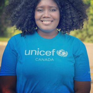 Yama Laurent Instagram - Fière d’être l’ambassadrice de l’UNICEF Canada-🤍💙🤍💙
@unicefcanada_fr 
@unicefcanada 
@unicef #unicef
Qui parmi vous qui a déjà eu leurs doses de vaccin???????

Laissez moi un commentaire-
Si vous n’avez pas encore vos doses ;
Laissez moi aussi un commentaire-

On va jaser un petit peu.-
# kimoun nan nou Ki poko pran Vaksen?
Kite yon komantè pou Mwen -
Si ou poko pran l tou ; kite yon komantè tou -

Nap fè yon ti pale 🙏🏾♥️✨🙌🏽

# If you already vaccinated;  please rmark below; 
if you don’t ;-
Still 🙏🏾🙏🏾🙏🏾 🙏🏾💙🤍💙💙💙

Let’s talk a little 🙌🏽🙌🏽🙌🏽