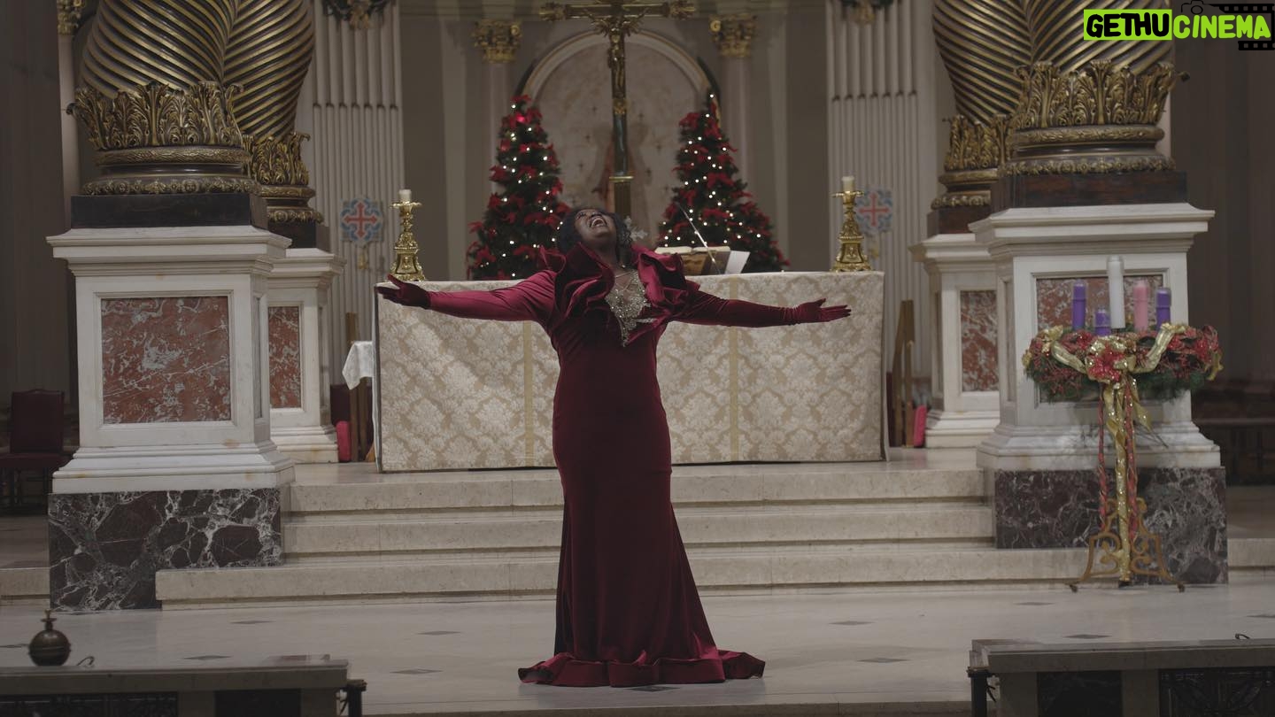 Yama Laurent - 3 Likes - 🙏🏾Merci de votre écoute la famille 🌹🌹🌹🌹
Nouvelle vidéo disponible 🎥
Joyeux temps des fêtes les amiss🌹🌹
🎄🎄🎄🎄🎄🎄🌟🌟🌟🌟🌟
📽: Lien dans ma bio📽
Merci à tous nos participants et merci à toi ...🙏🏾