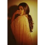 Yamini Bhaskar Instagram - Shine on ✨ @elegant_threads_by_salma ❤️ @weareretrospection @maskmakeupartist