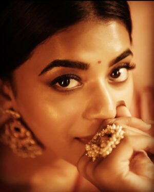 Yamini Bhaskar Instagram - Give me an old fashion sort of love ✨
.
.
#instagood #insta #photography📷 #indian