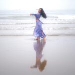 Yamini Bhaskar Instagram – Fear nothing ✨

📸 @pranav.foto

#reflection #ocean #peace #travel