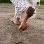 Yamini Bhaskar Instagram - ```Can't Counter The Black Majestic Beauty Of Mahadeva, So surrendering to The Soil His feet Walked Upon🍃 Walk with @sadhguru in saving the soil for future generations @consciousplanet #savesoil #consciousplanet