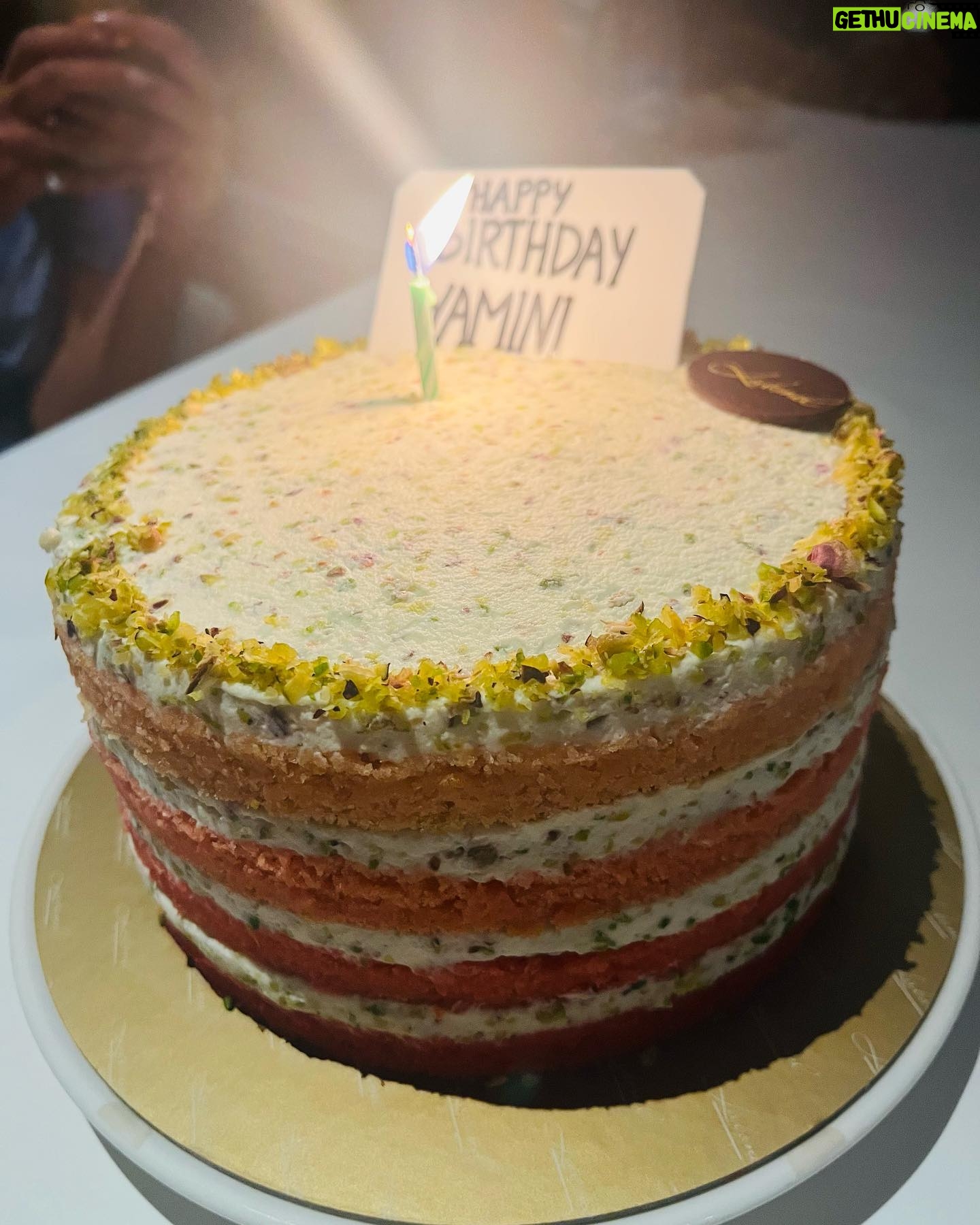 Yamini Bhaskar - 9.6K Likes - I thank each and everyone for all the lovely wishes and blessings ❤️
#loved #blessed