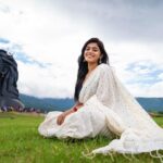 Yamini Bhaskar Instagram - Bowing down to the only one , who lives in the hearts of all ✨ Mahadeva 🔱 . . #adiyogi #shiva #mahadeva #ishafoundation #sadhguru