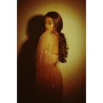 Yamini Bhaskar Instagram - Shine on ✨ @elegant_threads_by_salma ❤️ @weareretrospection @maskmakeupartist